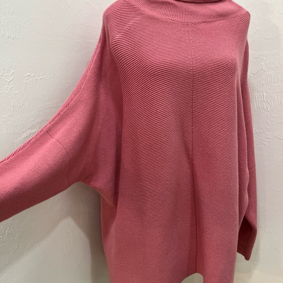 Turtleneck Poncho Sweater Pink M Women Oversized - Picture 5 of 8